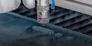 grawerowanie plexi